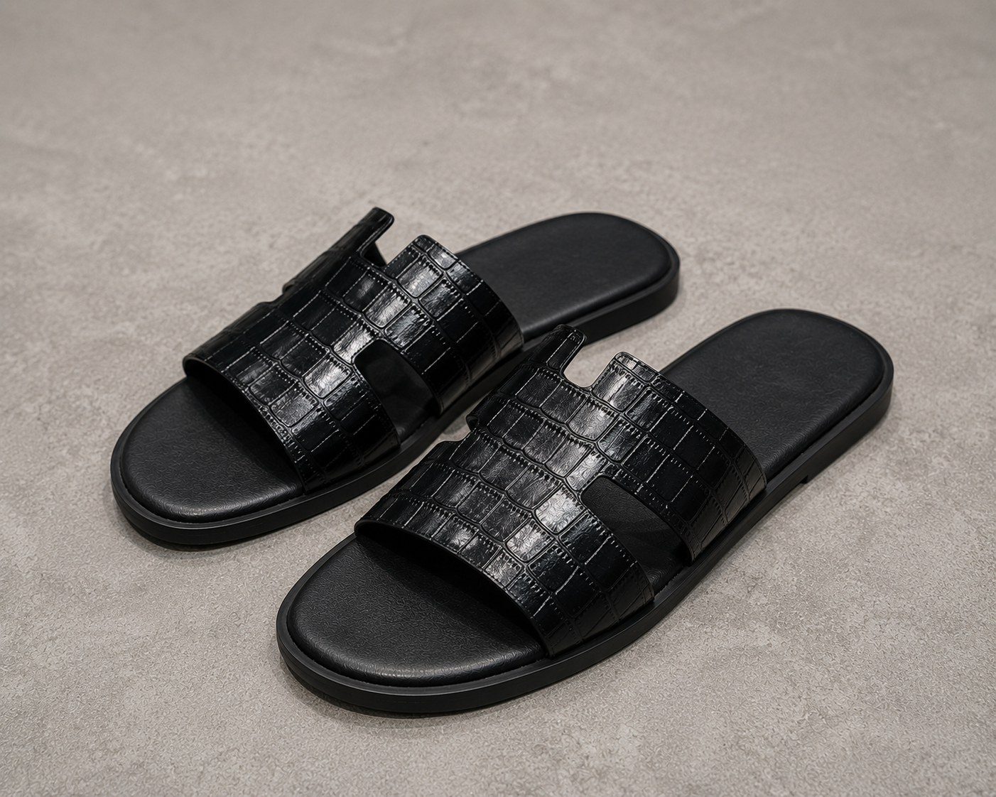 Austin Mens Slippers in Black Croco Leather | LUXE & CRATFS