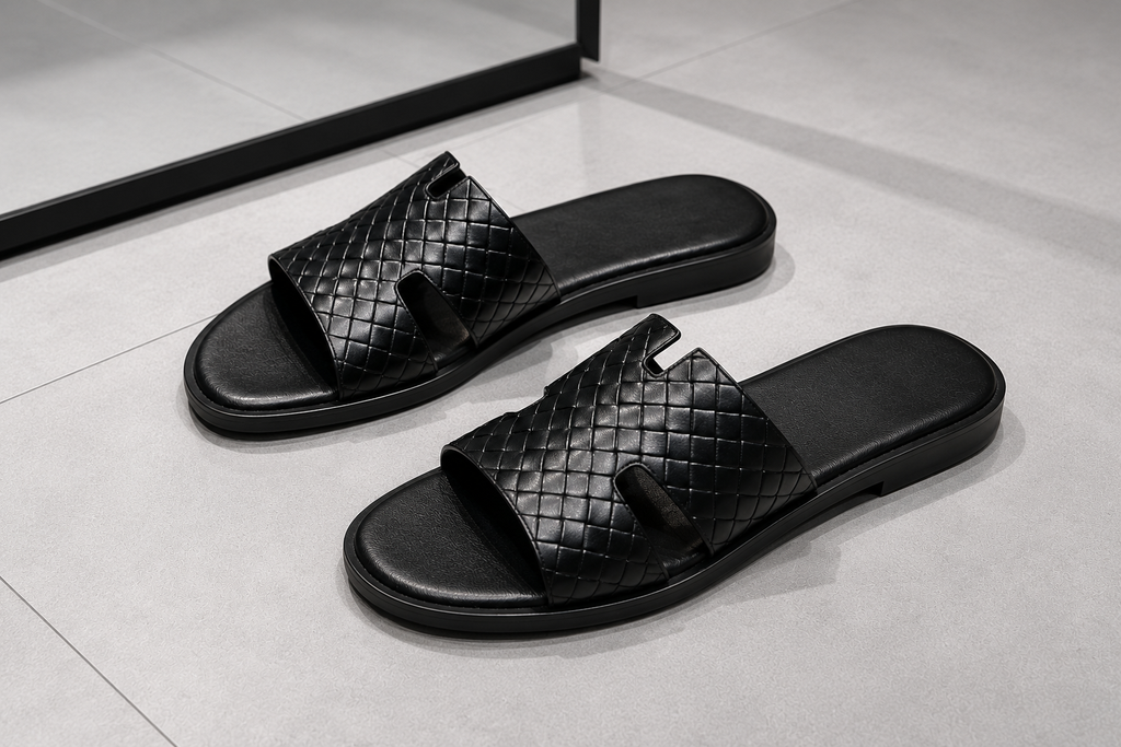 Austin Mens Slippers in Black Effect Leather | LUXE & CRATFS