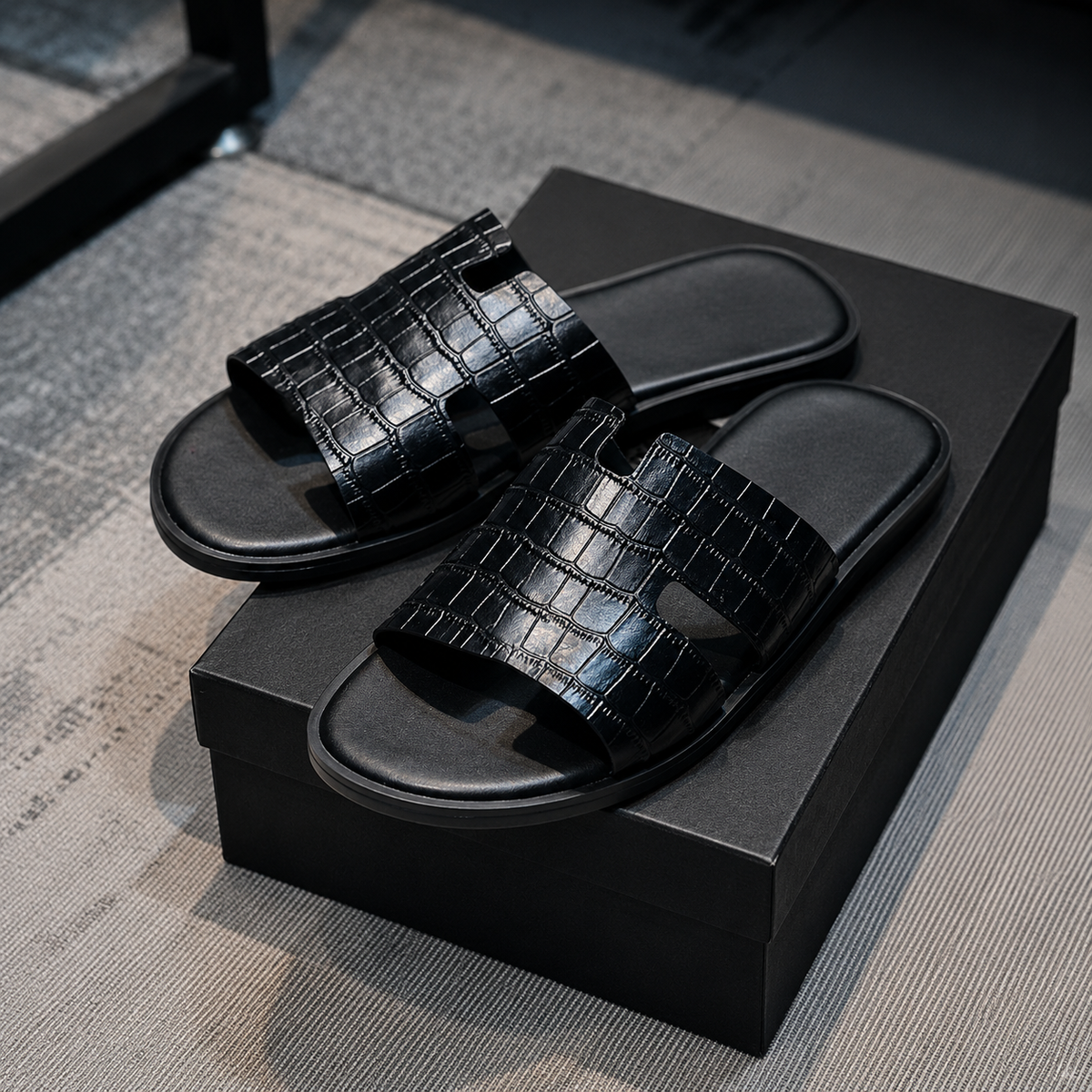 Austin Mens Slippers in Black Croco Leather | LUXE & CRATFS