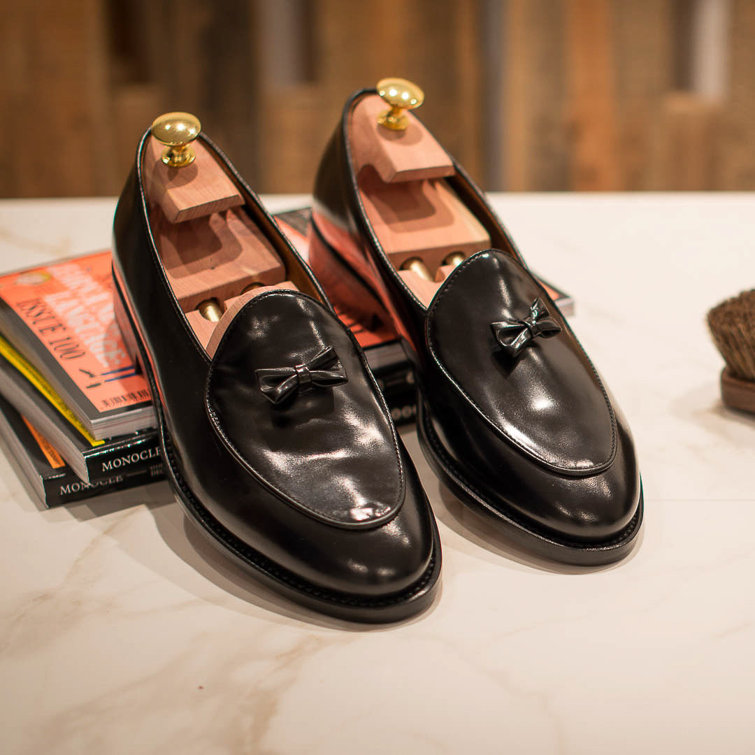 Black Patent Leather Bow Loafers – Formal Slip-On | Luxe & Crafts