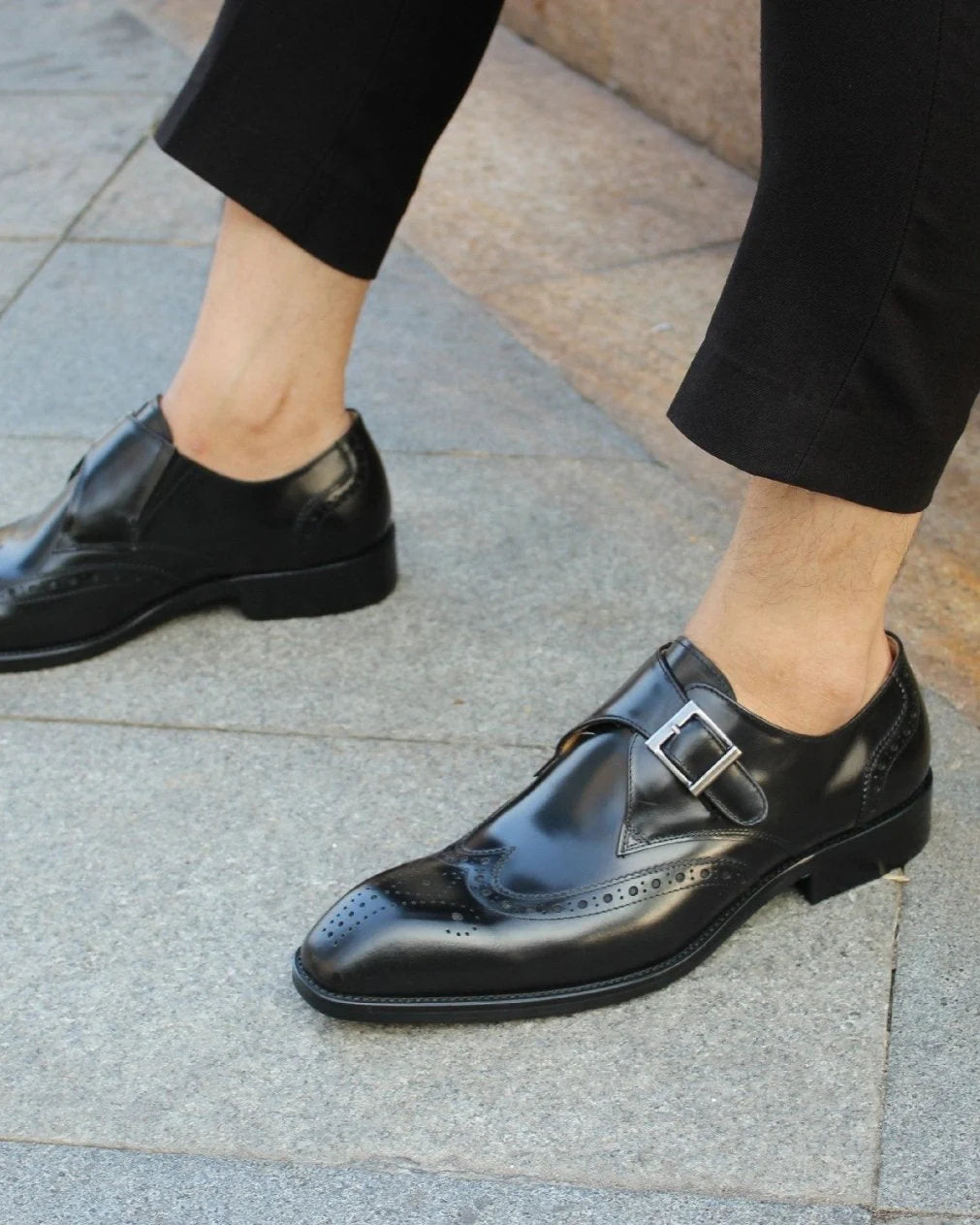 Black  Leather Single Monk Strap Shoes - Brogue Detailing
